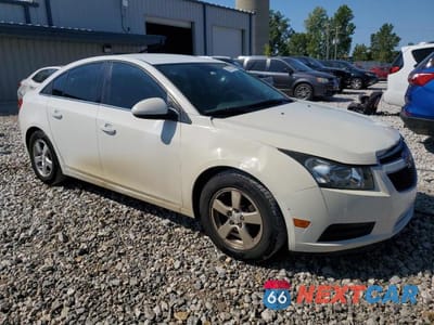 Czwarte zdjęcie samochodu z boku: 2013 CHEVROLET CRUZE LT VIN:1G1PC5SB2D7191220 - miniatura