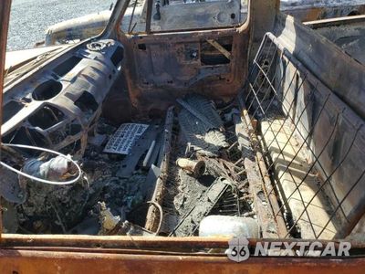 Zdjęcie 7 z 11 samochodu: 1986 CHEVROLET C10 VIN:1GCDC14H6GF365210 - miniatura
