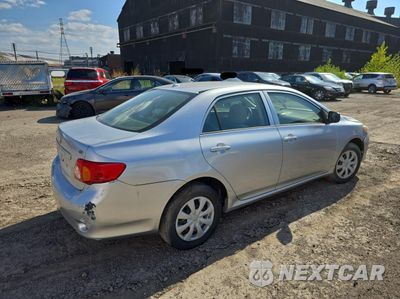 Czwarte zdjęcie samochodu z boku: 2010 TOYOTA COROLLA BASE VIN:JTDBU4EEXAJ065605 - miniatura