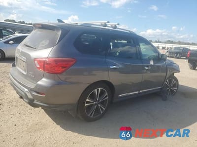 Trzecie zdjęcie samochodu z tyłu: 2019 NISS PATHFINDER VIN:5N1DR2MM1KC602077 - miniatura