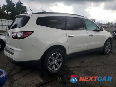 Trzecie zdjęcie samochodu z tyłu: 2015 CHEVROLET TRAVERSE LT VIN:1GNKRGKD4FJ256580 - miniatura