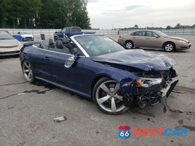 Czwarte zdjęcie samochodu z boku: 2013 AUDI RS5 VIN:WUAC6AFHXDN900124 - miniatura