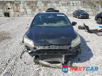 Piąte zdjęcie samochodu w środku: 2013 FORD FOCUS ST VIN:1FADP3L93DL157055 - miniatura