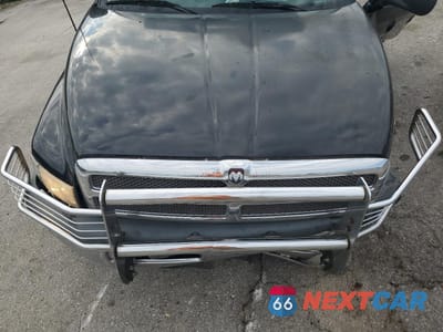 Zdjęcie 11 z 13 samochodu: 1999 DODGE RAM 3500 VIN:1B7MC3363XJ511572 - miniatura