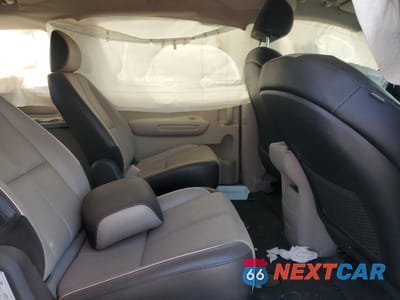 Zdjęcie 11 z 14 samochodu: 2019 KIA SEDONA LX VIN:KNDMB5C11K6500486 - miniatura