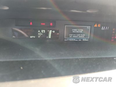 Zdjęcie 9 z 12 samochodu: 2015 TOYOTA PRIUS V VIN:JTDZN3EUXFJ029238 - miniatura