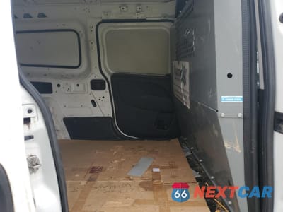 Zdjęcie 11 z 13 samochodu: 2017 RAM PROMASTER CITY VIN:ZFBERFAB4H6E29848 - miniatura