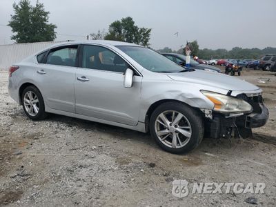 Czwarte zdjęcie samochodu z boku: 2015 NISSAN ALTIMA 2.5 VIN:1N4AL3AP0FC241921 - miniatura