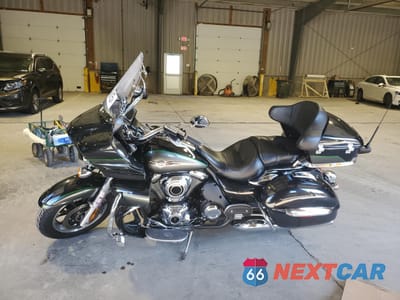 Trzecie zdjęcie samochodu z tyłu: 2017 KAWASAKI VN1700 B VIN:JKBVNRB11HA014146 - miniatura