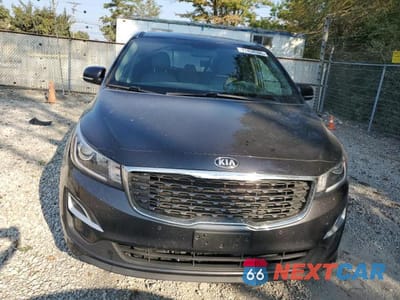 Piąte zdjęcie samochodu w środku: 2020 KIA SEDONA LX VIN:KNDMB5C19L6646992 - miniatura