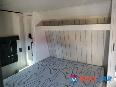 Piąte zdjęcie samochodu w środku: 2021 KEYSTONE HIDEOUT - RVS CAMPER VIN:4YDTH1M21N7243304 - miniatura