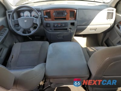 Zdjęcie 8 z 12 samochodu: 2006 DODGE RAM 3500 ST VIN:3D7MX48C66G151051 - miniatura