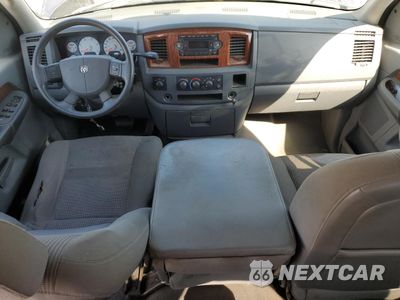 Zdjęcie 8 z 12 samochodu: 2006 DODGE RAM 3500 ST VIN:3D7MX48C66G151051 - miniatura
