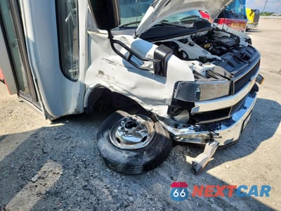 Zdjęcie 9 z 10 samochodu: 2019 CHEVROLET EXPRES3500 - TRANSIT VEHICLES VIN:1HA3GSBG7KN006412 - miniatura