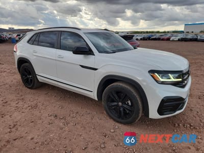 Czwarte zdjęcie samochodu z boku: 2023 VOLKSWAGEN ATLAS CROSS SPORT SEL R-LINE VIN:1V2SE2CA3PC218905 - miniatura