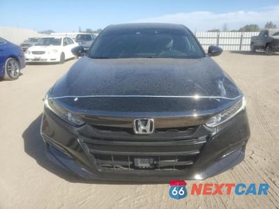 Piąte zdjęcie samochodu w środku: 2018 HONDA ACCORD SPORT VIN:1HGCV1F38JA032343 - miniatura