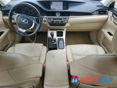 Zdjęcie 8 z 12 samochodu: 2013 LEXUS ES 350 VIN:JTHBK1GG3D2083881 - miniatura