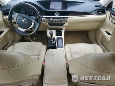 Zdjęcie 8 z 12 samochodu: 2013 LEXUS ES 350 VIN:JTHBK1GG3D2083881 - miniatura