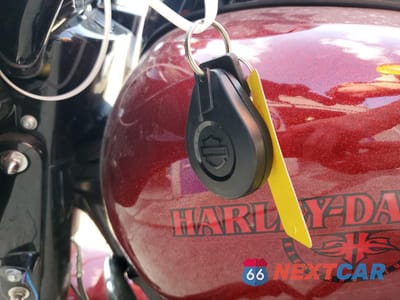 Zdjęcie 8 z 10 samochodu: 2018 HARLEY-DAVIDSON FLHXS STREET GLIDE SPECIAL VIN:1HD1KRC14JB626713 - miniatura