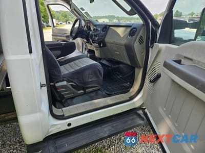 Trzecie zdjęcie samochodu z tyłu: 2009 FORD F450 SUPER DUTY VIN:1FDAF46R09EA85806 - miniatura