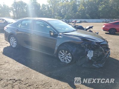 Czwarte zdjęcie samochodu z boku: 2019 TOYOTA CAMRY L VIN:4T1B11HK1KU202211 - miniatura