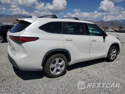 Trzecie zdjęcie samochodu z tyłu: 2020 TOYOTA HIGHLANDER L VIN:5TDCZRAH1LS018276 - miniatura