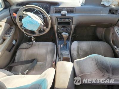 Zdjęcie 8 z 13 samochodu: 1999 TOYOTA CAMRY CE VIN:4T1BG22K7XU490885 - miniatura
