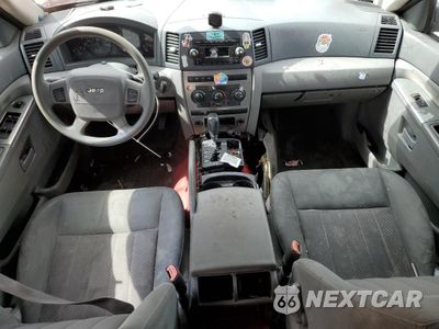 Zdjęcie 8 z 14 samochodu: 2006 JEEP GRAND CHEROKEE LAREDO VIN:1J4GR48K96C248766 - miniatura