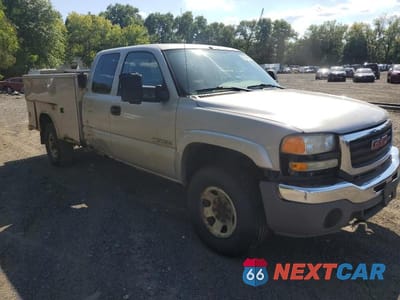 Czwarte zdjęcie samochodu z boku: 2006 GMC NEW SIERRA K3500 VIN:1GTHK39U76E243594 - miniatura