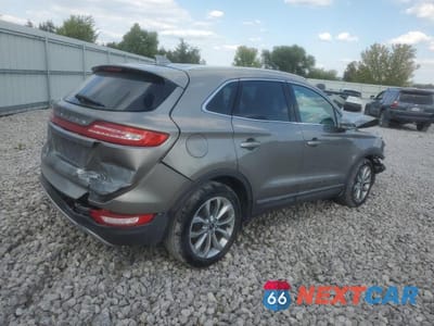 Trzecie zdjęcie samochodu z tyłu: 2016 LINCOLN MKC SELECT VIN:5LMCJ2C92GUJ18918 - miniatura