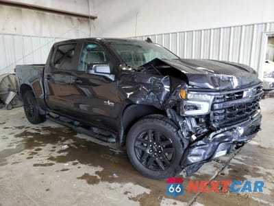 Czwarte zdjęcie samochodu z boku: 2024 CHEVROLET SILVERADO K1500 RST VIN:2GCUDEED0R1246255 - miniatura