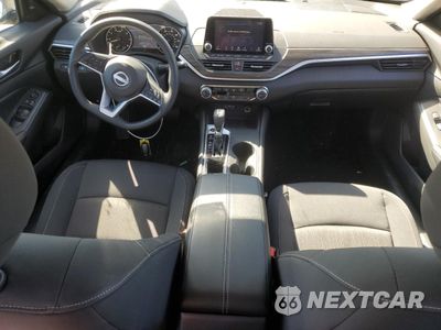 Zdjęcie 8 z 14 samochodu: 2025 NISSAN ALTIMA SV VIN:1N4BL4DVXSN397905 - miniatura