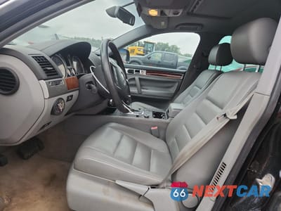 Zdjęcie 7 z 13 samochodu: 2004 VOLKSWAGEN TOUAREG 3.2 VIN:WVGBC67L24D023910 - miniatura