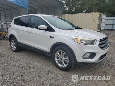 Czwarte zdjęcie samochodu z boku: 2017 FORD ESCAPE SE VIN:1FMCU0GD2HUE12124 - miniatura