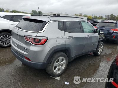 Trzecie zdjęcie samochodu z tyłu: 2019 JEEP COMPASS LATITUDE VIN:3C4NJDBB6KT760870 - miniatura
