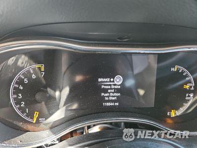 Zdjęcie 9 z 16 samochodu: 2016 JEEP GRAND CHEROKEE LAREDO VIN:1C4RJEAG8GC506021 - miniatura