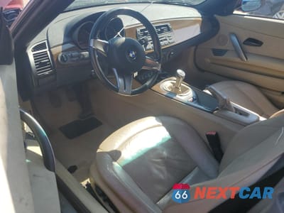 Zdjęcie 8 z 12 samochodu: 2003 BMW Z4 3.0 VIN:4USBT53403LT20833 - miniatura