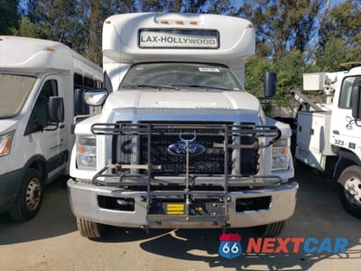 Piąte zdjęcie samochodu w środku: 2016 FORD F650 SUPER - TRANSIT VEHICLES BUS VIN:1FDNF6AY4GDA04854 - miniatura