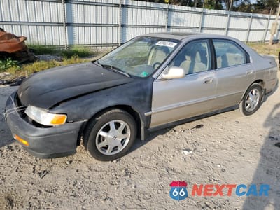 1995 HONDA ACCORD EX 1HGCD5659SA131637 - główne zdjęcie licytacji z USA - miniatura