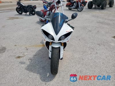 Drugie zdjęcie samochodu z przodu: 2009 YAMAHA YZFR1 VIN:JYARN23E19A006453 - miniatura