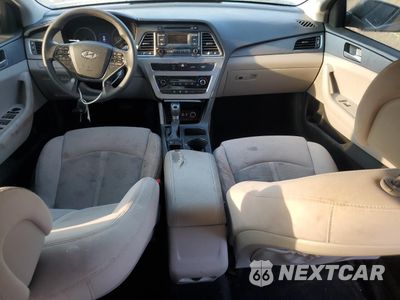 Zdjęcie 8 z 13 samochodu: 2017 HYUNDAI SONATA SE VIN:5NPE24AF6HH570643 - miniatura