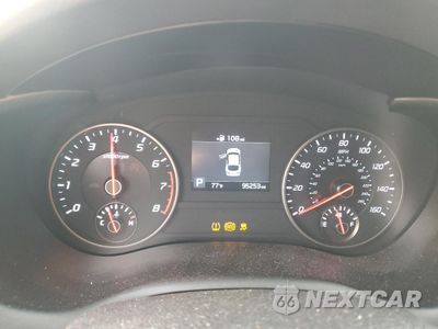 Zdjęcie 9 z 14 samochodu: 2019 KIA STINGER VIN:KNAE15LA7K6063825 - miniatura