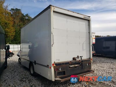Drugie zdjęcie samochodu z przodu: 2022 FORD ECONOLINE E350 SUPER DUTY CUTAWAY VAN VIN:1FDWE3FNXNDC14196 - miniatura