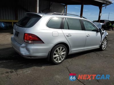 Trzecie zdjęcie samochodu z tyłu: 2013 VOLKSWAGEN JETTA TDI VIN:3VWPL7AJ2DM609628 - miniatura