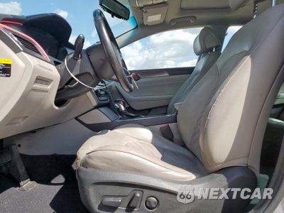Zdjęcie 7 z 14 samochodu: 2017 HYUNDAI SONATA SPORT VIN:5NPE34AF8HH511400 - miniatura