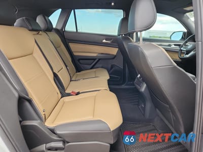Zdjęcie 11 z 14 samochodu: 2023 VOLKSWAGEN ATLAS CROSS SPORT SEL R-LINE VIN:1V2SE2CA3PC218905 - miniatura