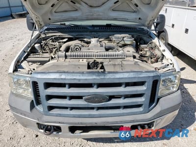 Zdjęcie 11 z 12 samochodu: 2006 FORD F550 SUPER DUTY VIN:1FDAF56P16ED42150 - miniatura