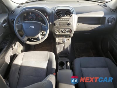 Zdjęcie 8 z 14 samochodu: 2009 JEEP PATRIOT SPORT VIN:1J8FF28B69D188905 - miniatura
