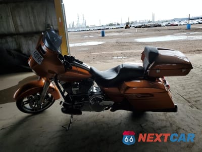 Trzecie zdjęcie samochodu z tyłu: 2015 HARLEY-DAVIDSON FLHXS STREET GLIDE SPECIAL VIN:1HD1KRM17FB695790 - miniatura
