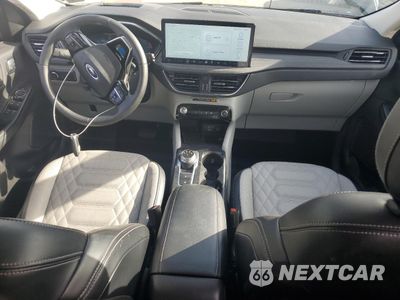 Zdjęcie 8 z 16 samochodu: 2024 FORD ESCAPE PLATINUM VIN:1FMCU9JZ3RUA51710 - miniatura